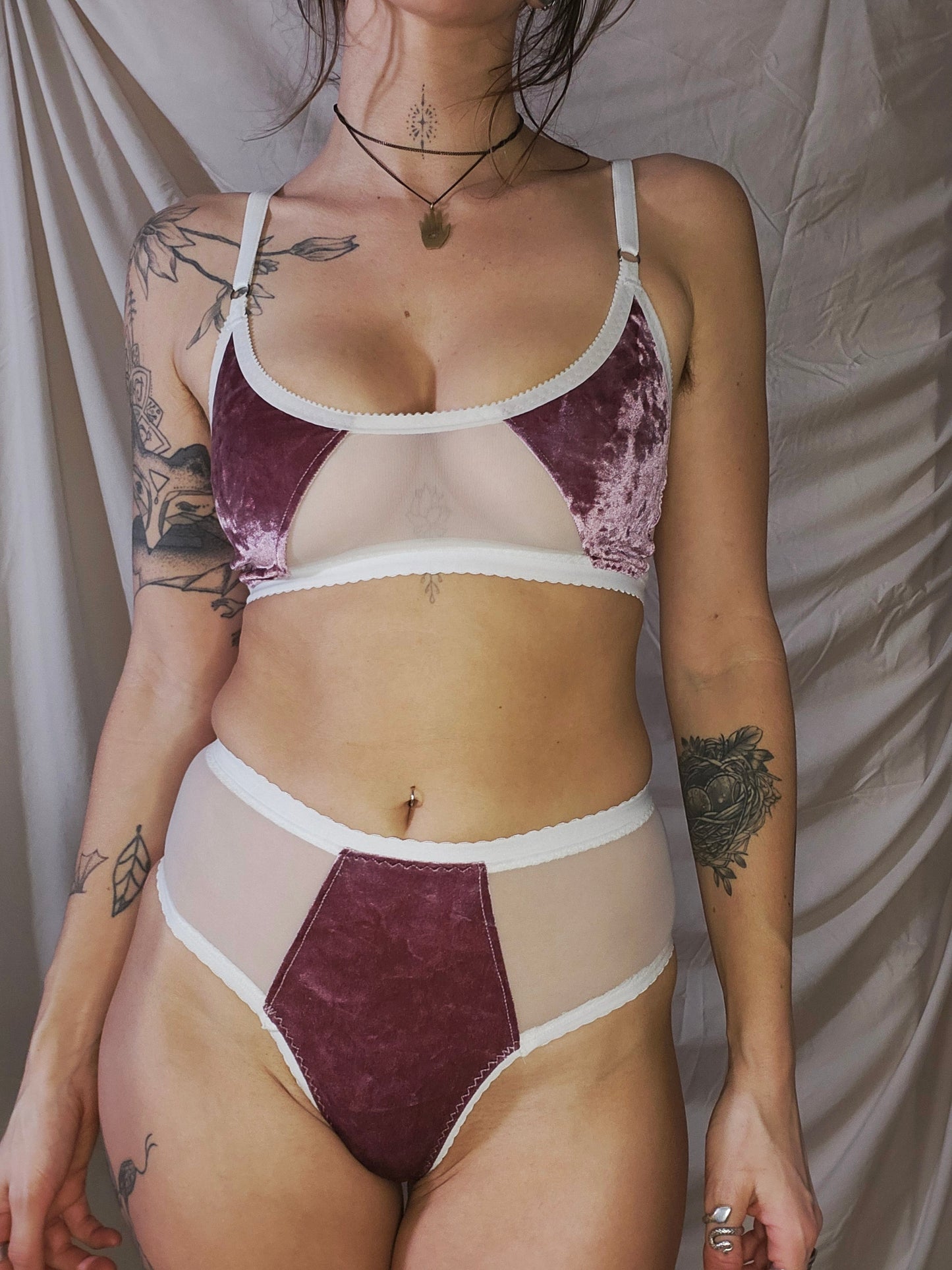 Rose & white mesh high rise thong